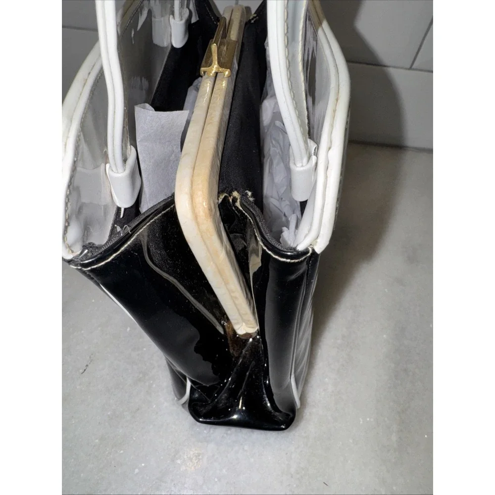 Ingber black/white patent leather Purse vintage 1950's With Brass Hardware Gw993